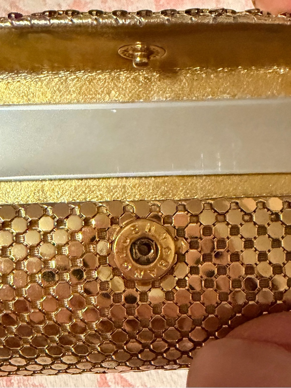 Whiting and Davis International Gold Mesh Lipstick Case w/Mirror & Snap Closure - Picture 6 of 7